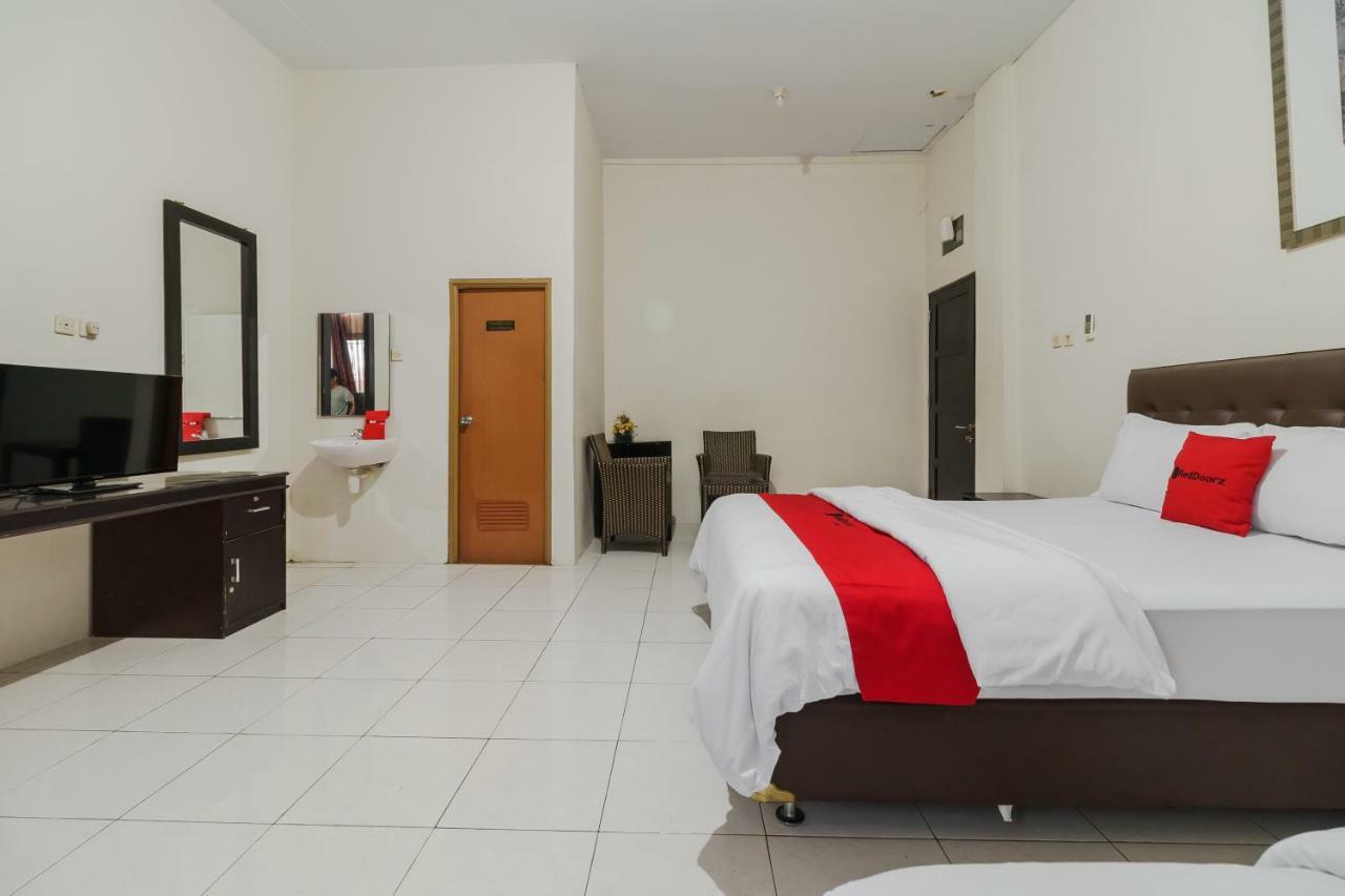 Reddoorz Syariah Near Fort Marlborough Bengkulu Eksteriør billede